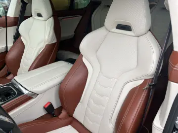 BMW M850 i xDrive Gran Coupe Bowers&Wilkins