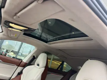 BMW M850 i xDrive Gran Coupe Bowers&Wilkins