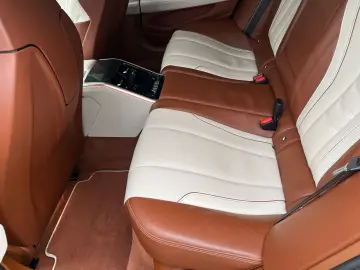 BMW M850 i xDrive Gran Coupe Bowers&Wilkins