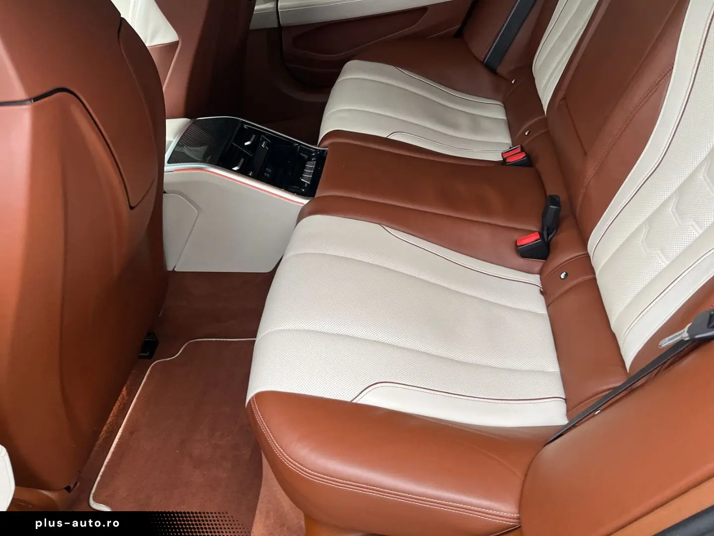 BMW M850 i xDrive Gran Coupe Bowers&Wilkins