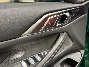 BMW M4 Cabrio M xDrive Competition Carbon M Driver´s