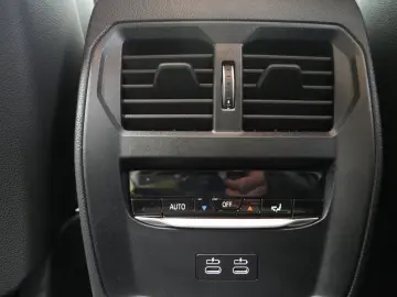 BMW M3 Competition M Sportsitze  Harman Kardon  Dach