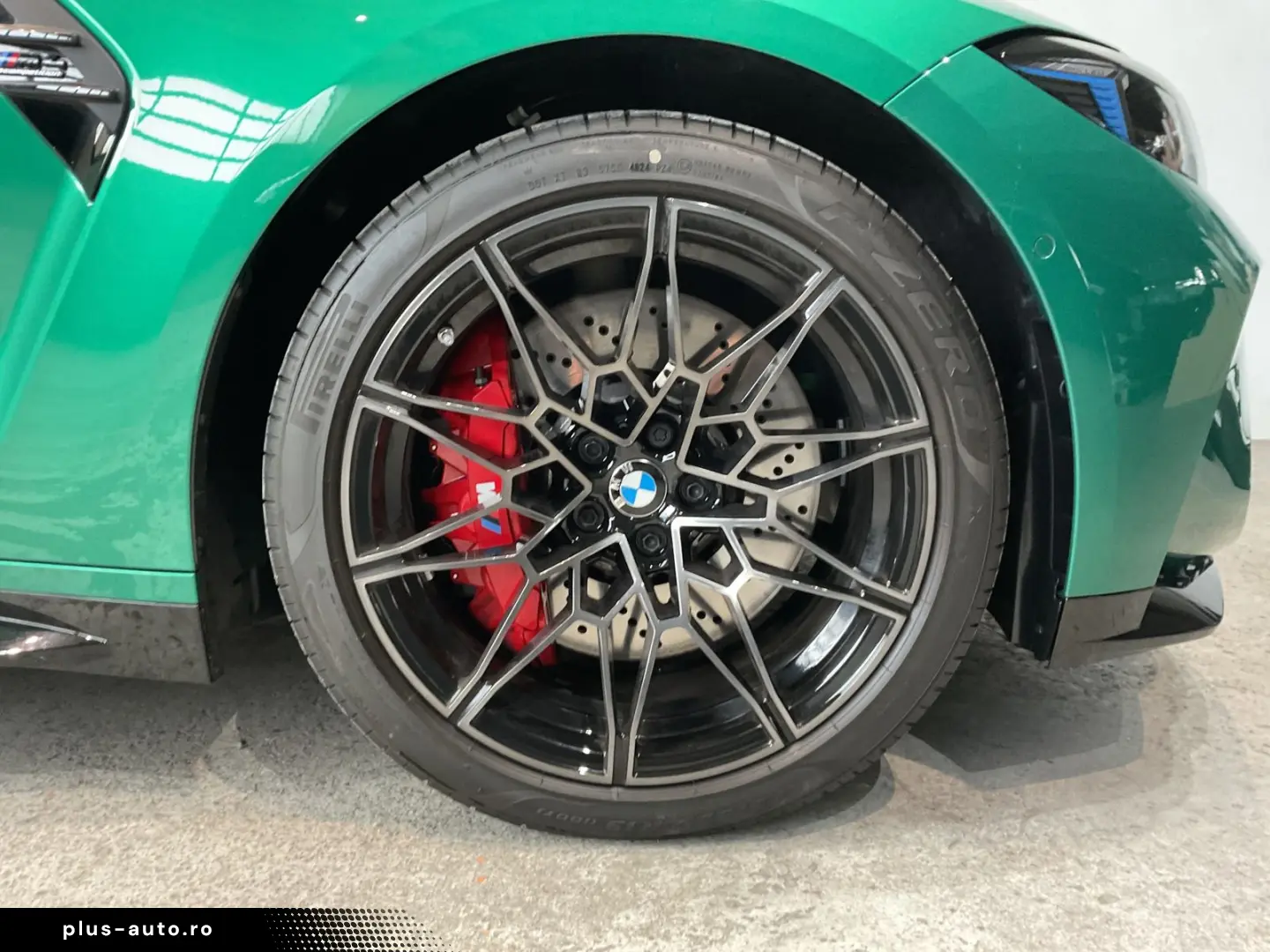BMW M4 Competition  HK HiFi  Adaptives M-Fahrwerk  N