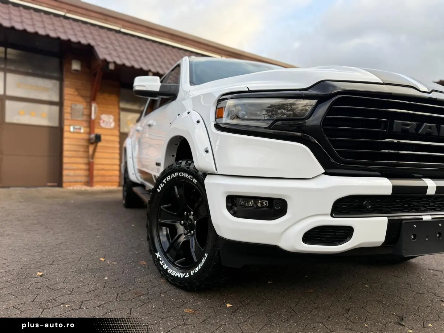 DODGE LPG GT SPORT 12 RADIO OFFROAD BÜGEL LIFT GARANTI