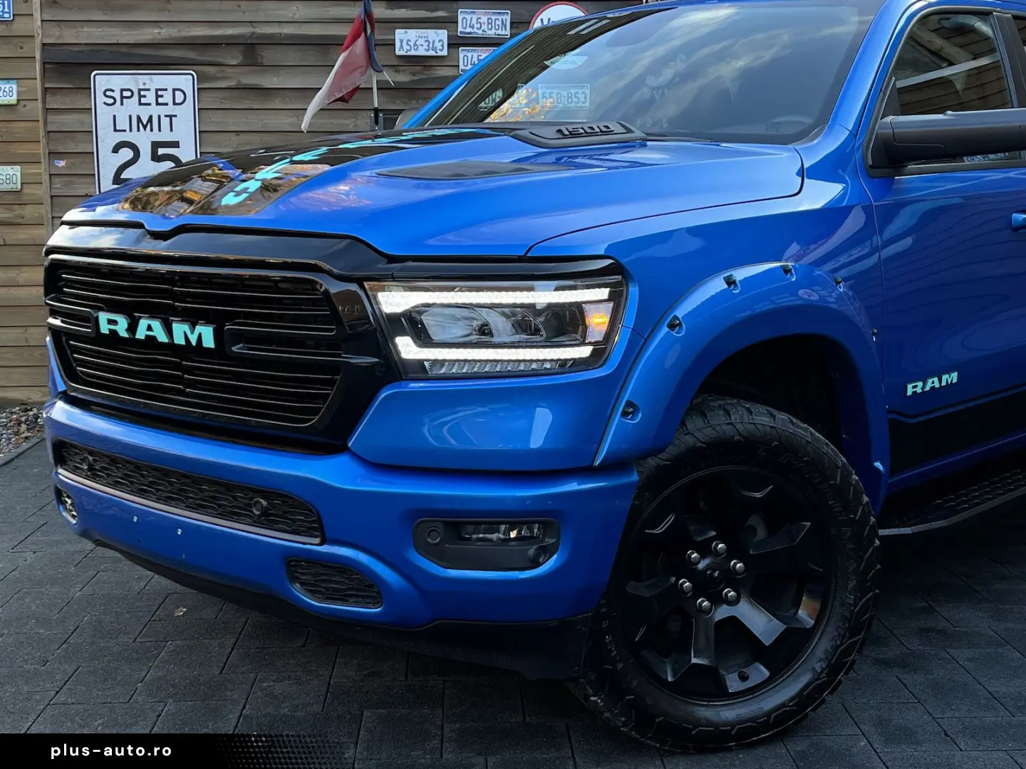 DODGE RAM 1500 OFFROAD 4x4 5 7L SHZ AHK CarPlay LPG