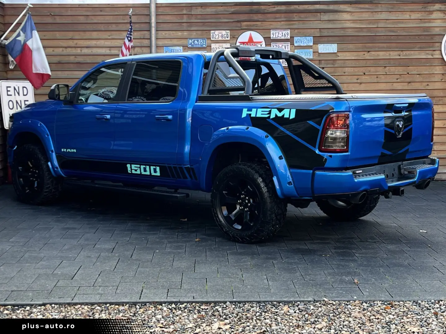 DODGE RAM 1500 OFFROAD 4x4 5 7L SHZ AHK CarPlay LPG