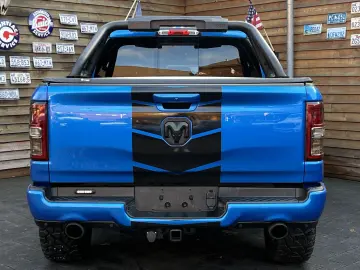 DODGE RAM 1500 OFFROAD 4x4 5 7L SHZ AHK CarPlay LPG