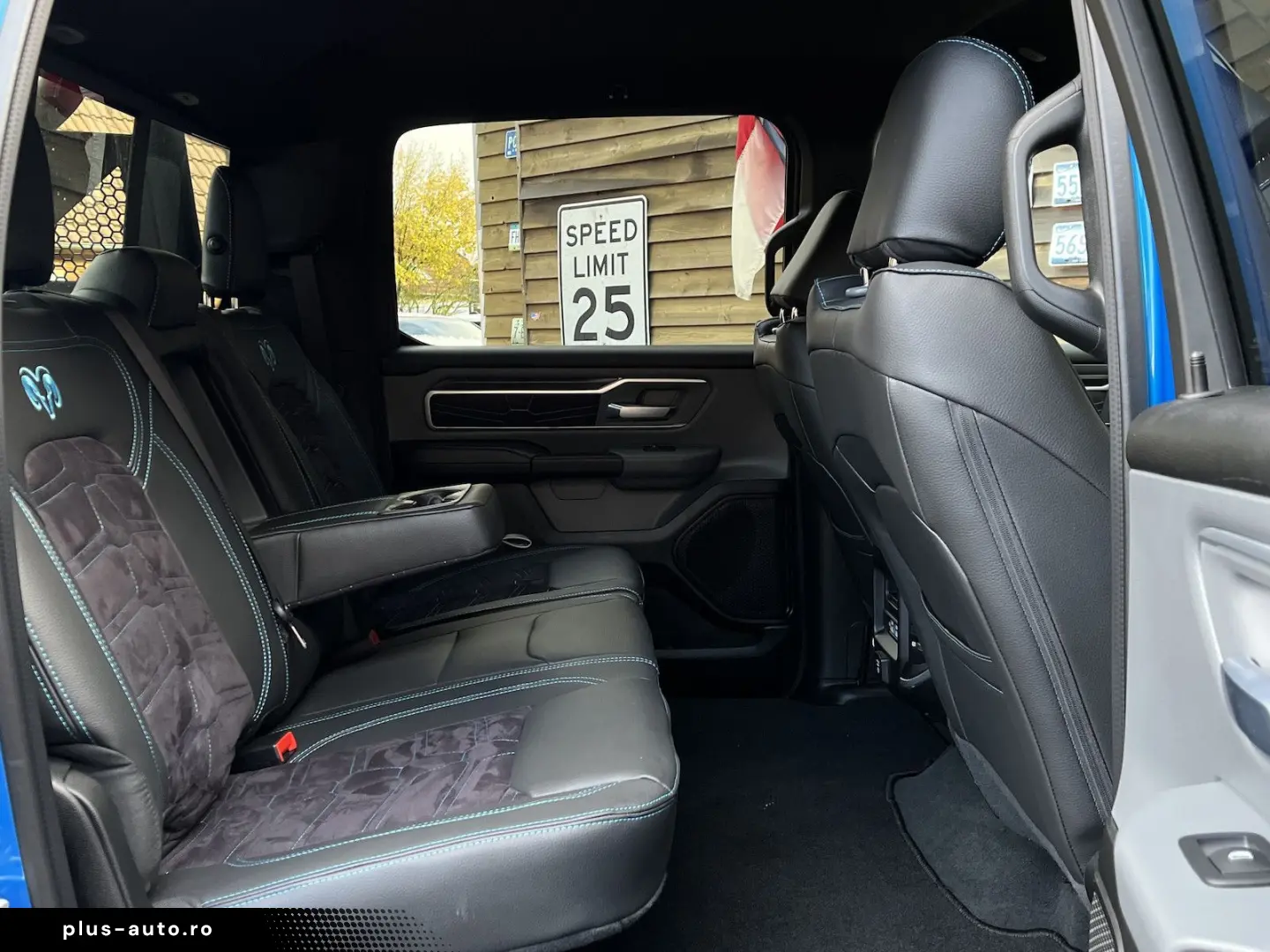 DODGE RAM 1500 OFFROAD 4x4 5 7L SHZ AHK CarPlay LPG