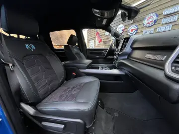 DODGE RAM 1500 OFFROAD 4x4 5 7L SHZ AHK CarPlay LPG