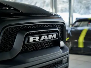 DODGE RAM 1500 4X4 Midland  Gas-Anlage  1.H  Kam  GSD