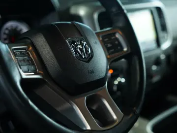 DODGE RAM 1500 4X4 Midland  Gas-Anlage  1.H  Kam  GSD