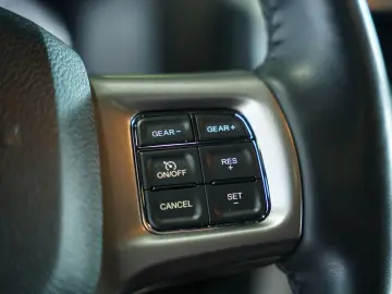 DODGE RAM 1500 4X4 Midland  Gas-Anlage  1.H  Kam  GSD