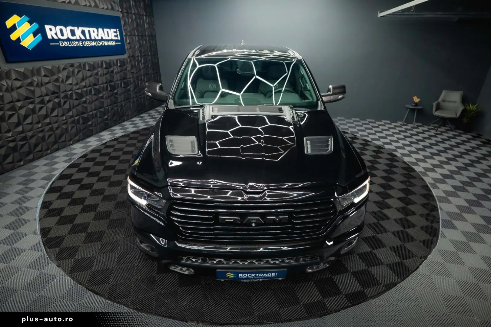 DODGE RAM 5.7 V8 HEMI 4x4 OFFROAD Night-Paket  LED 19%