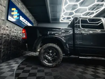 DODGE RAM 5.7 V8 HEMI 4x4 OFFROAD Night-Paket  LED 19%