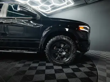 DODGE RAM 5.7 V8 HEMI 4x4 OFFROAD Night-Paket  LED 19%