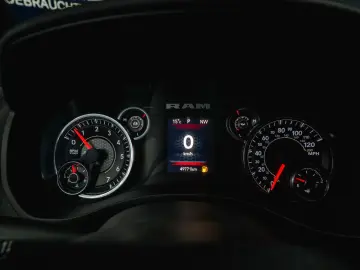 DODGE RAM 5.7 V8 HEMI 4x4 OFFROAD Night-Paket  LED 19%