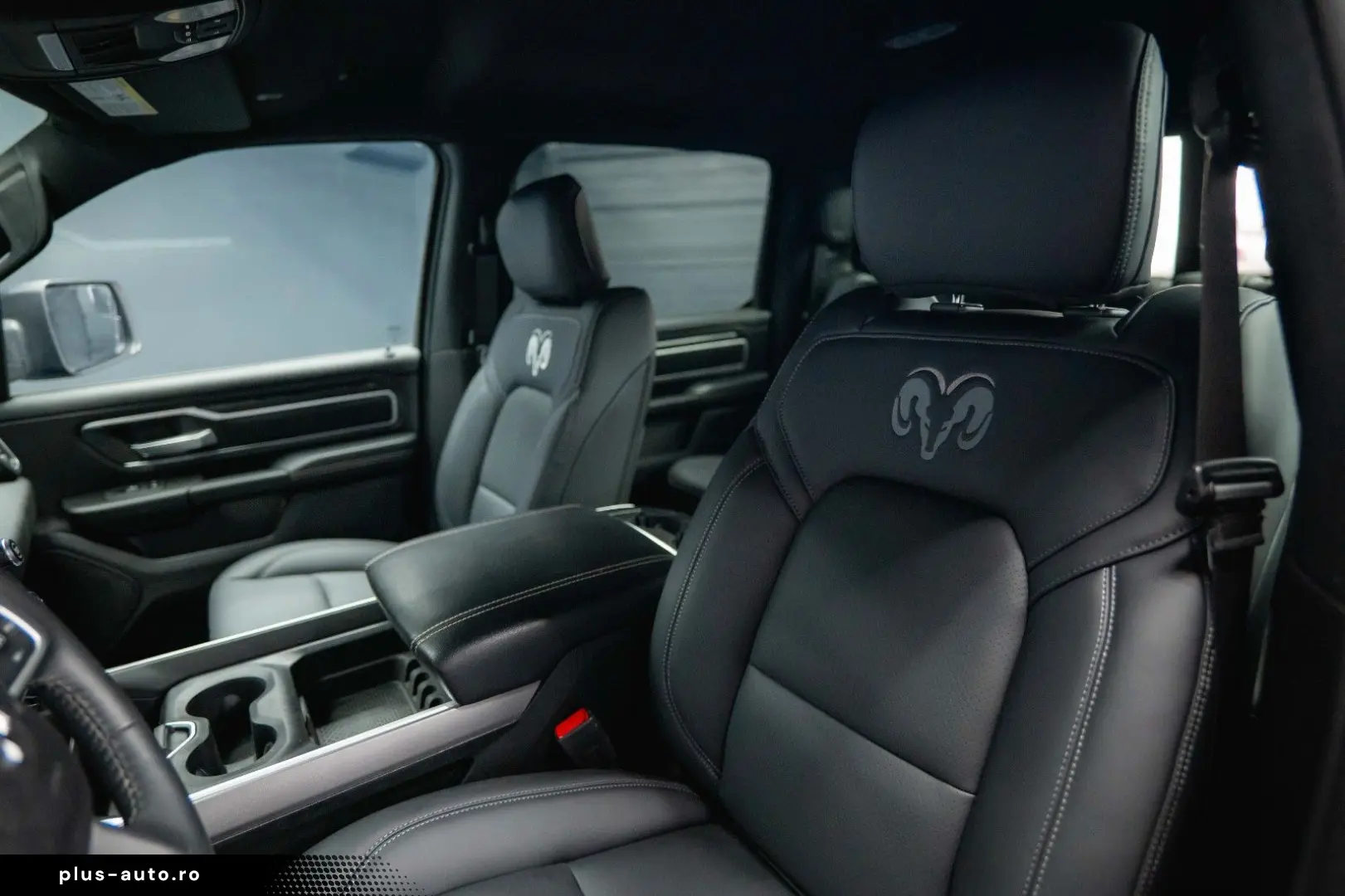 DODGE RAM 5.7 V8 HEMI 4x4 OFFROAD Night-Paket  LED 19%