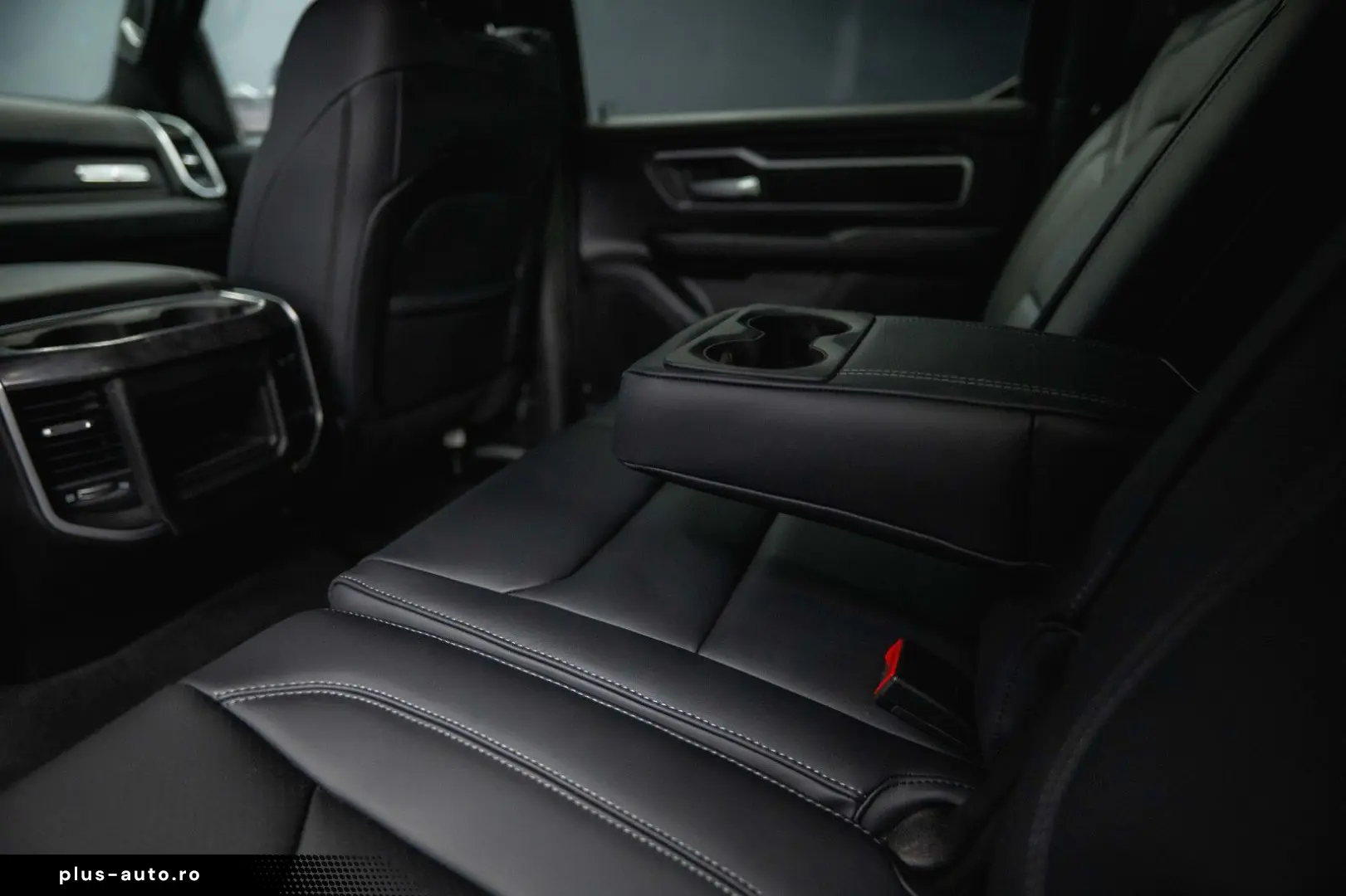 DODGE RAM 5.7 V8 HEMI 4x4 OFFROAD Night-Paket  LED 19%