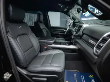 DODGE RAM 5.7 V8 HEMI 4x4 OFFROAD Night-Paket  LED 19%