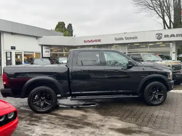 DODGE RAM 5.7 V8 Crew Cab Warlock LPG   NAP   Kamera v