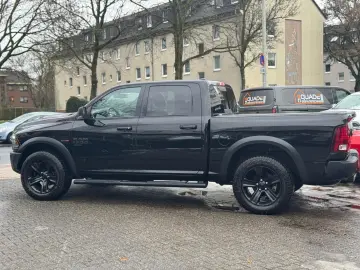 DODGE RAM 5.7 V8 Crew Cab Warlock LPG   NAP   Kamera v