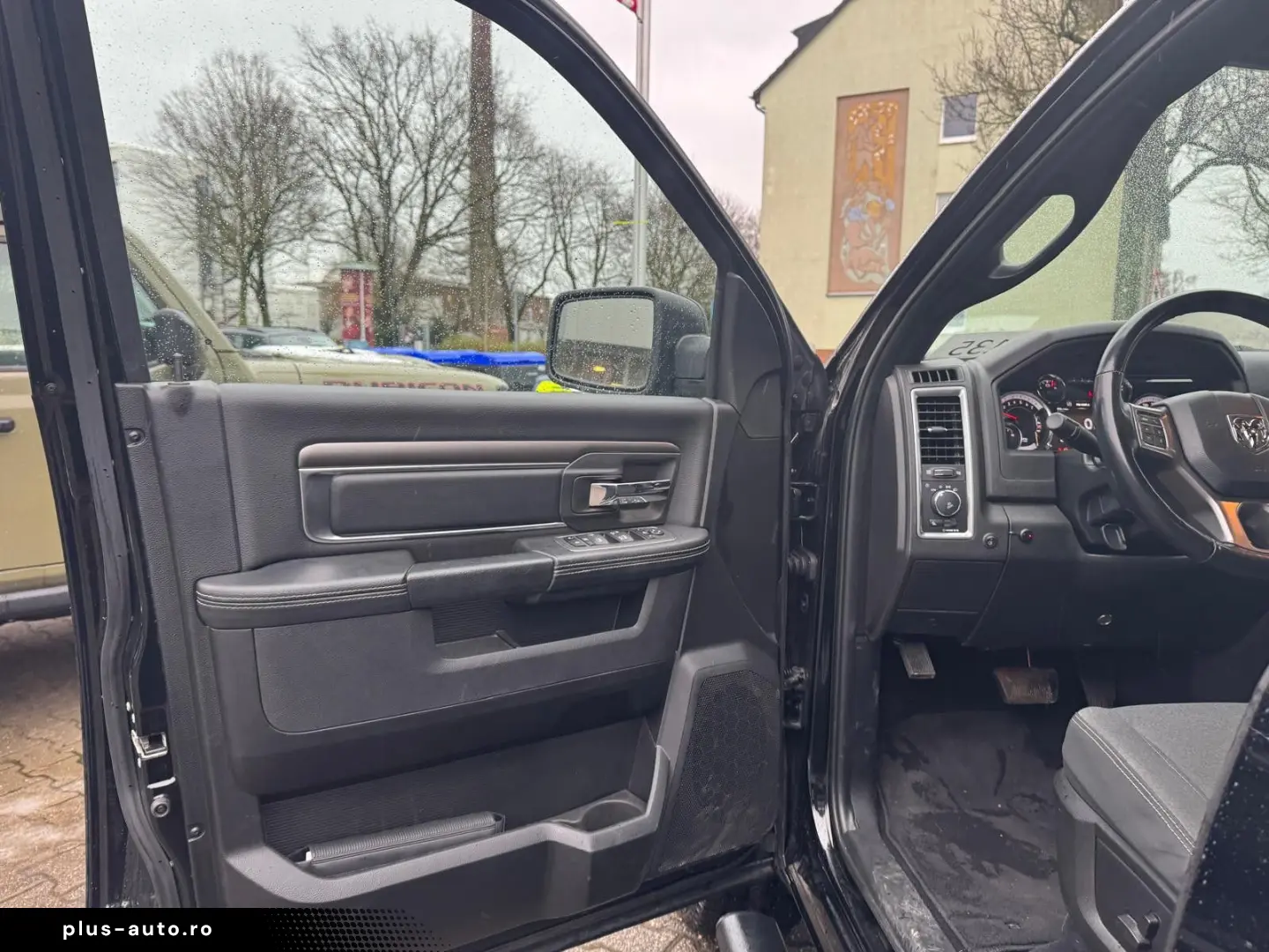DODGE RAM 5.7 V8 Crew Cab Warlock LPG   NAP   Kamera v