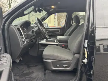 DODGE RAM 5.7 V8 Crew Cab Warlock LPG   NAP   Kamera v