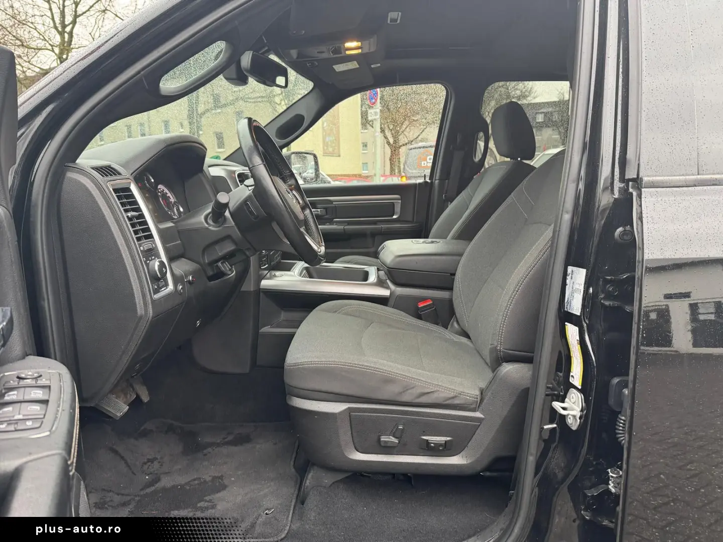 DODGE RAM 5.7 V8 Crew Cab Warlock LPG   NAP   Kamera v