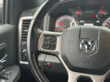 DODGE RAM 5.7 V8 Crew Cab Warlock LPG   NAP   Kamera v