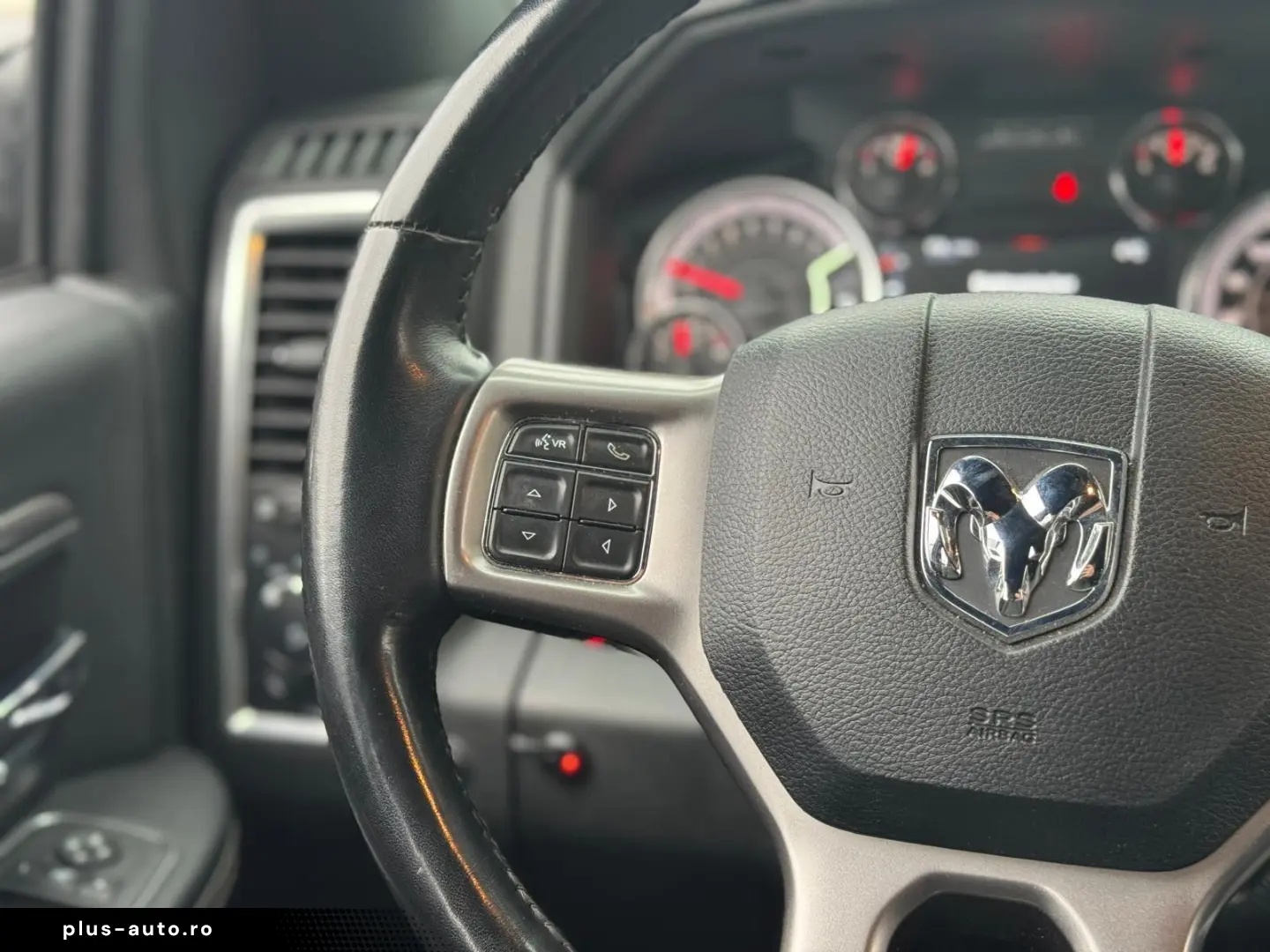 DODGE RAM 5.7 V8 Crew Cab Warlock LPG   NAP   Kamera v