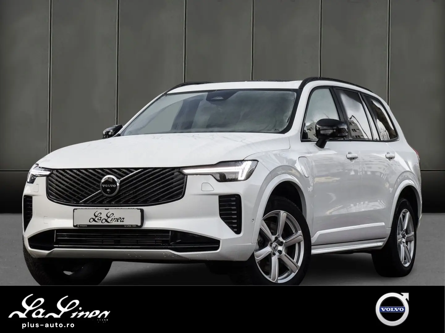 VOLVO XC90 T8 Recharge AWD Plus Dark Reskin NP  95.450