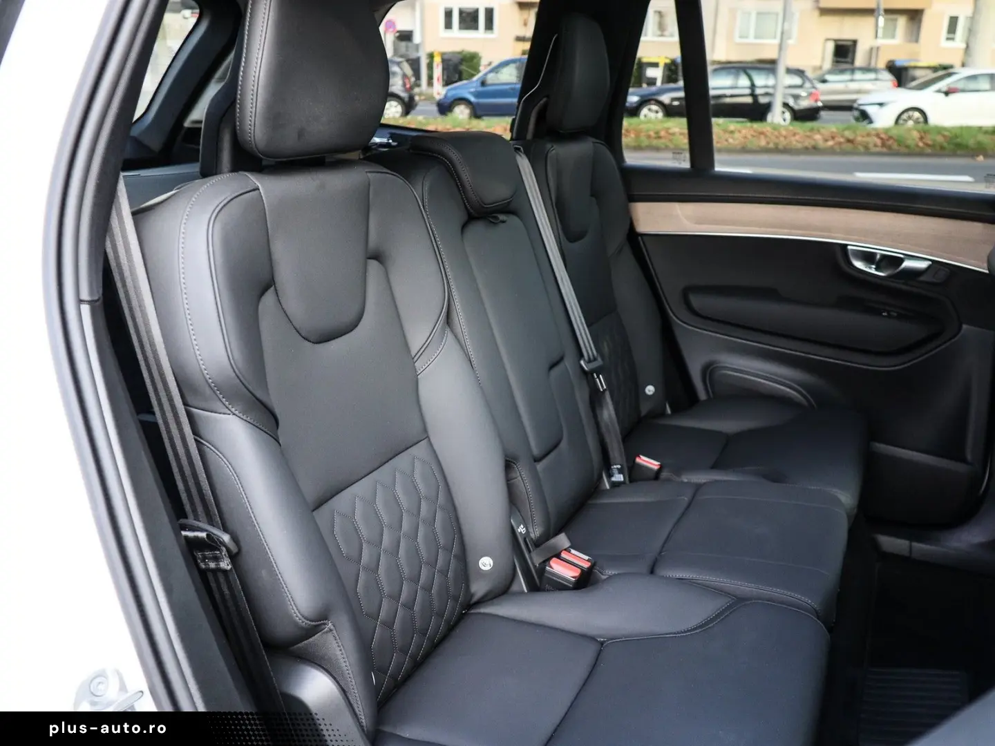 VOLVO XC90 T8 Recharge AWD Plus Dark Reskin NP  95.450