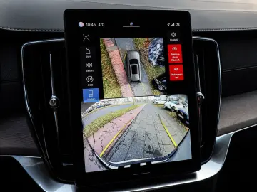 VOLVO XC90 T8 Recharge AWD Plus Dark Reskin NP  95.450