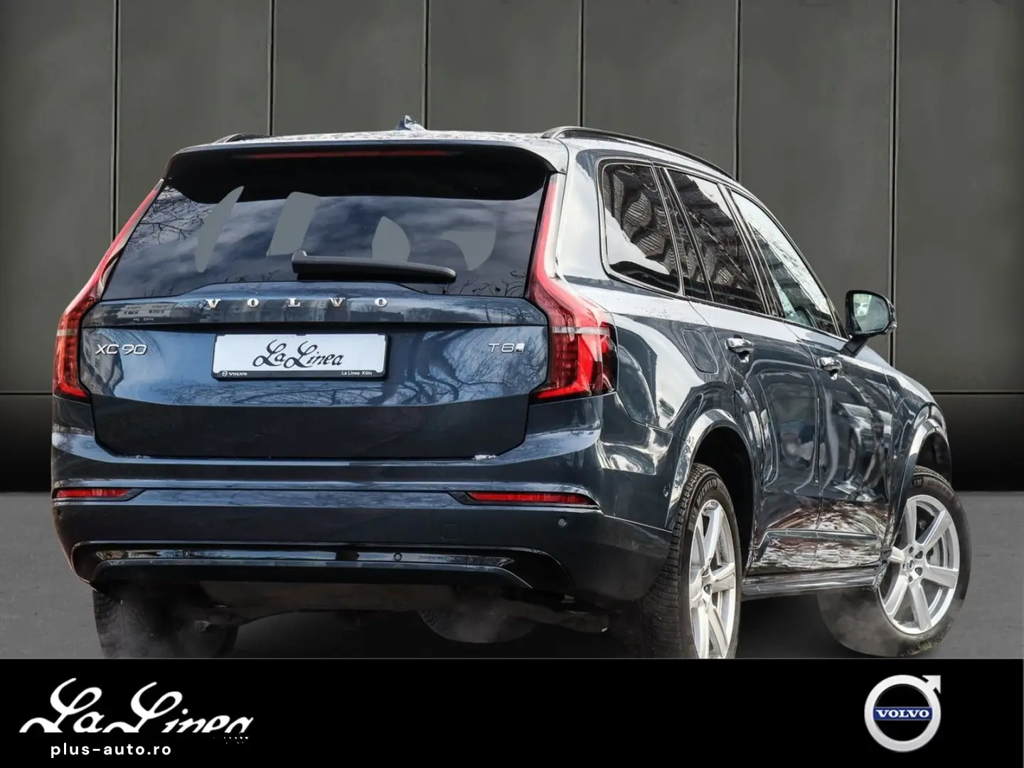 VOLVO XC90 T8 AWD Recharge Reskin Plus Dark NP 95.230