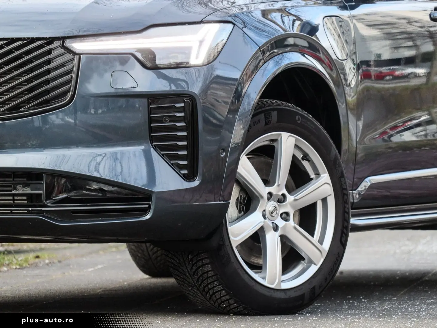 VOLVO XC90 T8 AWD Recharge Reskin Plus Dark NP 95.230