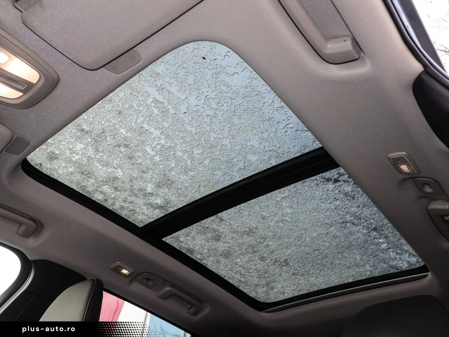 VOLVO XC90 T8 AWD Recharge Reskin Plus Dark NP 95.230