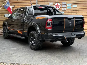 DODGE RAM 1500 OFFROAD 5.7L AHK 4x4 SZH Rollbar