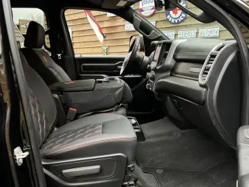 DODGE RAM 1500 OFFROAD 5.7L AHK 4x4 SZH Rollbar