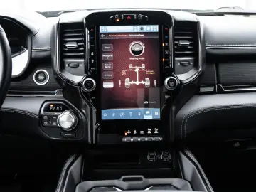 DODGE RAM Limited Night 5.7l Luft LPG ACC