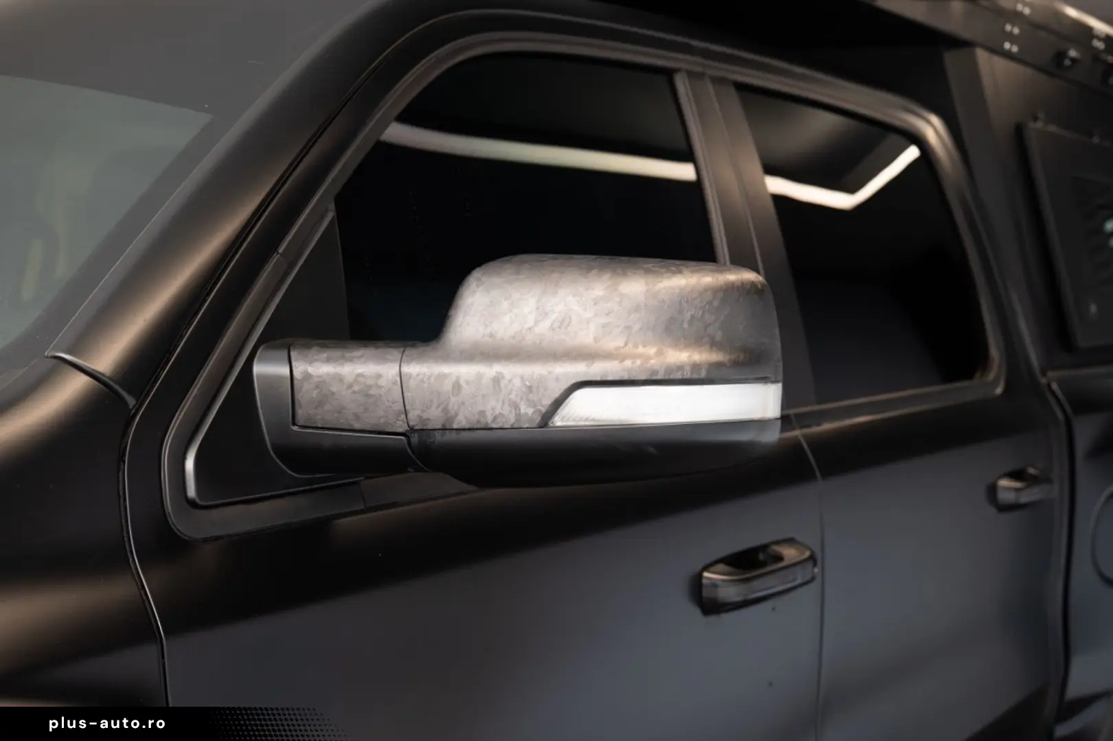 DODGE RAM 1500 TRX Harman Kardon Car tent