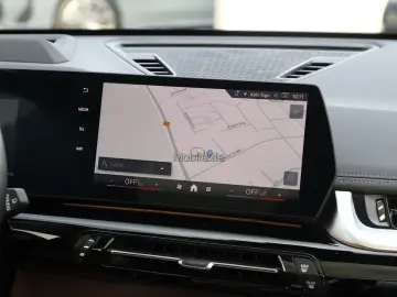 BMW X1 xDrive30e xLine 0 5% Verst. ACC H K HUD Pano