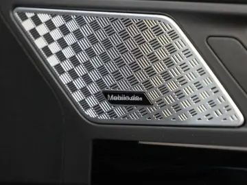 BMW X1 xDrive30e xLine 0 5% Verst. ACC H K HUD Pano