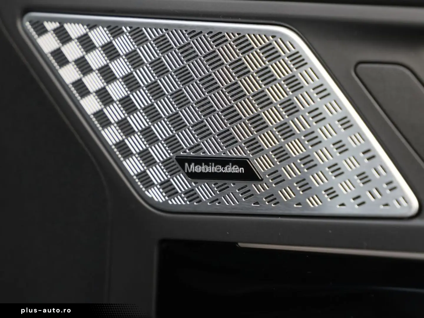 BMW X1 xDrive30e xLine 0 5% Verst. ACC H K HUD Pano