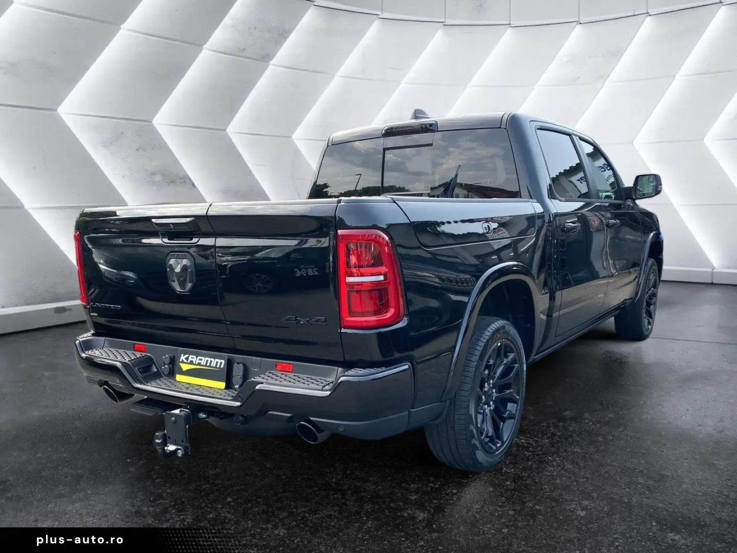 DODGE RAM 1500 Limited Night Crew Cab 2025 3.0 L6 HO H