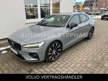 VOLVO S60 B5 AWD Automatik Ultimate Dark -41%