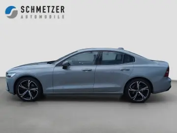 VOLVO S60 B4 Mild-Hybrid Benzin GT Plus Dark Standh.