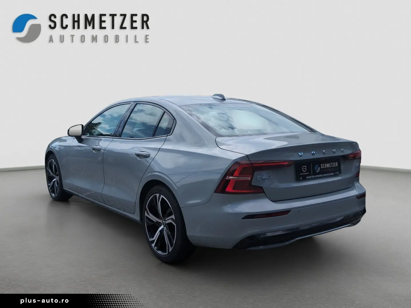 VOLVO S60 B4 Mild-Hybrid Benzin GT Plus Dark Standh.
