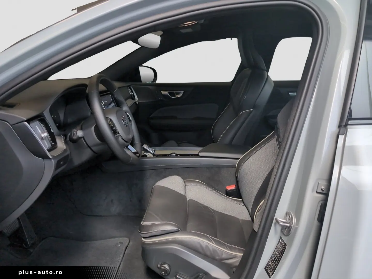 VOLVO S60 B4 Mild-Hybrid Benzin GT Plus Dark Standh.