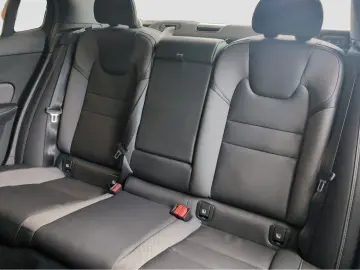 VOLVO S60 B4 Mild-Hybrid Benzin GT Plus Dark Standh.