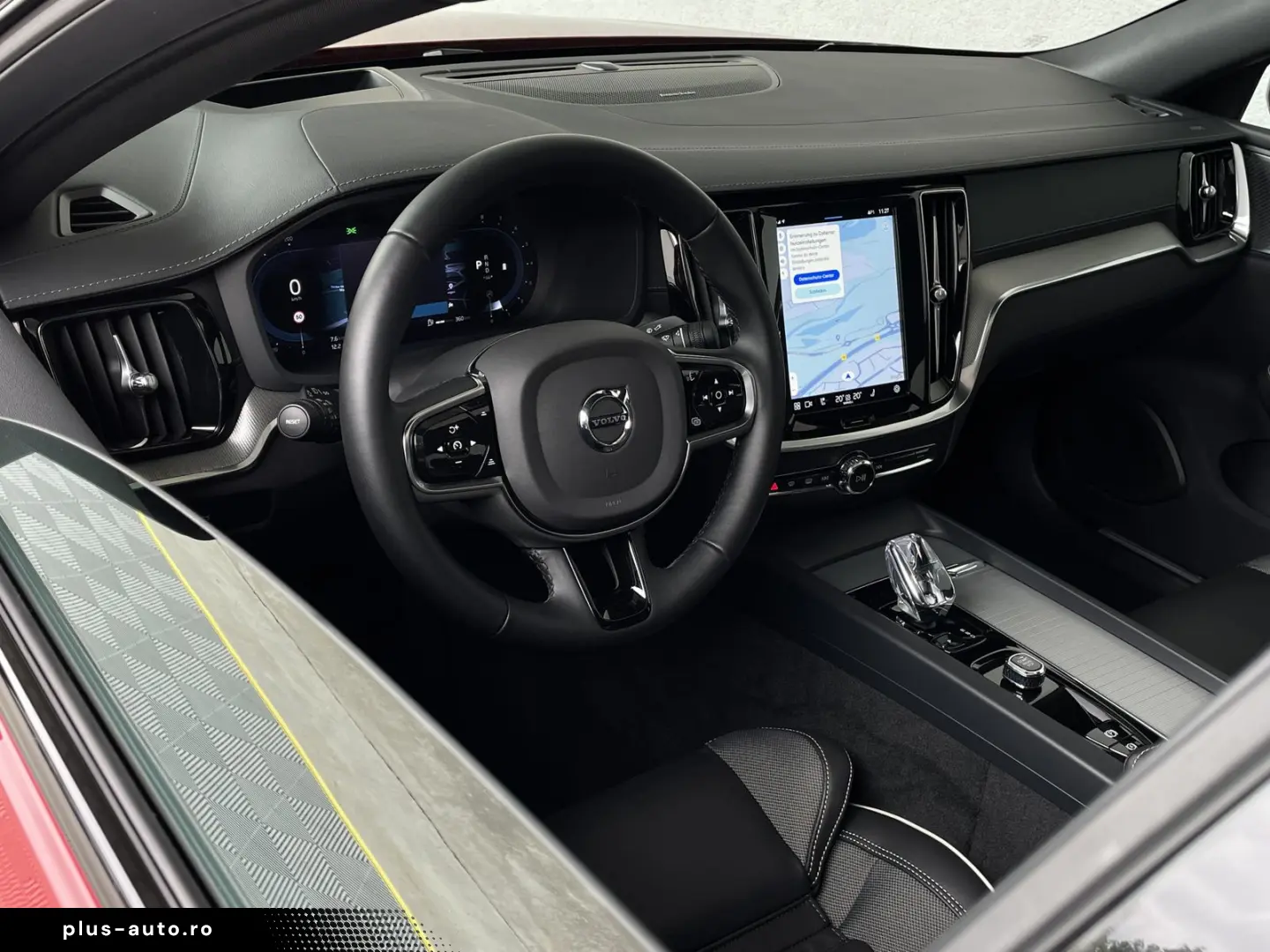 VOLVO S60 ULTIMATE DARK AWD 360  KAMERA LED HARMAN